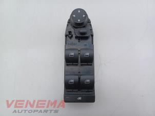 Gebruikte Raam schakelaar elektrisch BMW 3 serie Touring (E91) 320i 16V Prijs € 49,99 Margeregeling aangeboden door Venema Autoparts