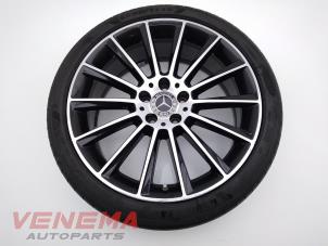 Gebruikte Velg + Band Mercedes C Estate (S205) C-250 CDI BlueTEC, C-250 d 2.2 16V Prijs € 399,99 Margeregeling aangeboden door Venema Autoparts