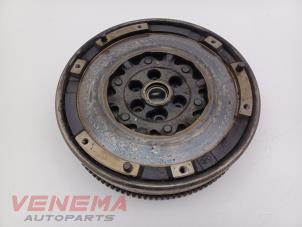 Gebruikte Vliegwiel dubbele massa BMW 3 serie Touring (E91) 320i 16V Prijs € 69,99 Margeregeling aangeboden door Venema Autoparts