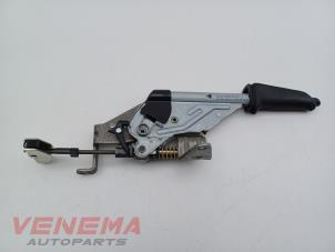 Gebruikte Handrem Mechaniek BMW 3 serie Touring (E91) 320i 16V Prijs € 19,99 Margeregeling aangeboden door Venema Autoparts