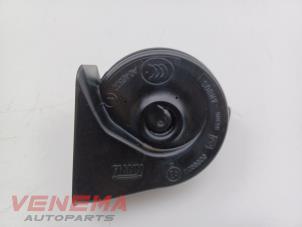 Gebruikte Claxon BMW 3 serie Touring (E91) 320i 16V Prijs € 14,99 Margeregeling aangeboden door Venema Autoparts