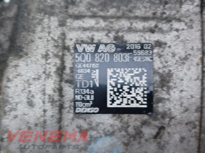 Aircopomp van een Seat Leon ST (5FF) 2.0 TDI FR 16V 2017