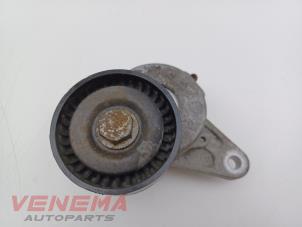 Gebruikte Spanrol Multiriem Seat Leon ST (5FF) 2.0 TDI FR 16V Prijs € 19,99 Margeregeling aangeboden door Venema Autoparts