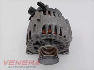 Gebruikte Dynamo Opel Corsa F (UB/UH/UP) 1.2 Turbo 12V 130 Prijs € 44,99 Margeregeling aangeboden door Venema Autoparts