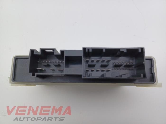 Adblue Computer van een Mercedes-Benz E Estate (S213) E-220d 2.0 Turbo 16V 2018