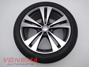 Gebruikte Velg + Band Mercedes GLC (X253) 2.0 260 16V 4-Matic Prijs € 199,99 Margeregeling aangeboden door Venema Autoparts