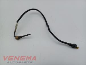 Gebruikte Uitlaat temperatuursensor Mercedes E Estate (S213) E-220d 2.0 Turbo 16V Prijs € 59,99 Margeregeling aangeboden door Venema Autoparts