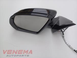 Gebruikte Buitenspiegel links Mercedes E Estate (S213) E-220d 2.0 Turbo 16V Prijs € 399,99 Margeregeling aangeboden door Venema Autoparts