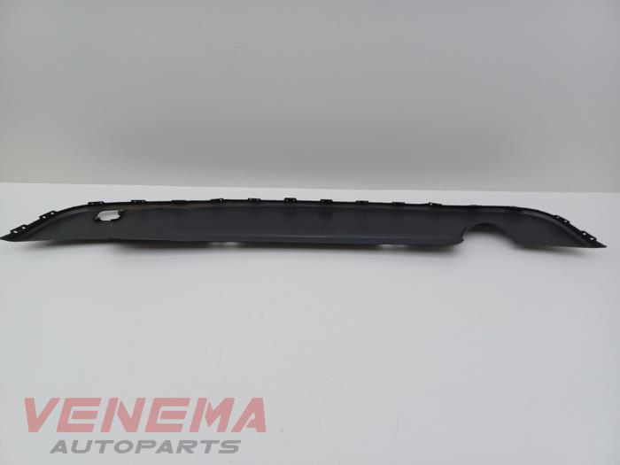 Diffuser achterbumper van een Volkswagen Golf VI Cabrio (1K) 1.4 TSI 122 16V 2013