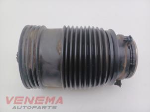 Gebruikte Luchtbalg Mercedes E Estate (S213) E-220d 2.0 Turbo 16V Prijs € 174,99 Margeregeling aangeboden door Venema Autoparts