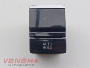 Gebruikte Schakelaar handrem Volkswagen Caddy Combi V (SBB/SBJ) 2.0 TDI BlueMotionTechnology Prijs € 9,99 Margeregeling aangeboden door Venema Autoparts