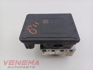 Gebruikte ABS Pomp Volkswagen Caddy Combi V (SBB/SBJ) 2.0 TDI BlueMotionTechnology Prijs € 124,99 Margeregeling aangeboden door Venema Autoparts