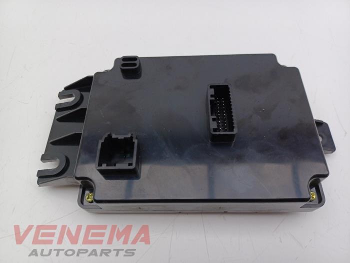 Gebruikte Module Koeling Maserati Quattroporte VI 3.0 Diesel Prijs € 149,99 Margeregeling aangeboden door Venema Autoparts
