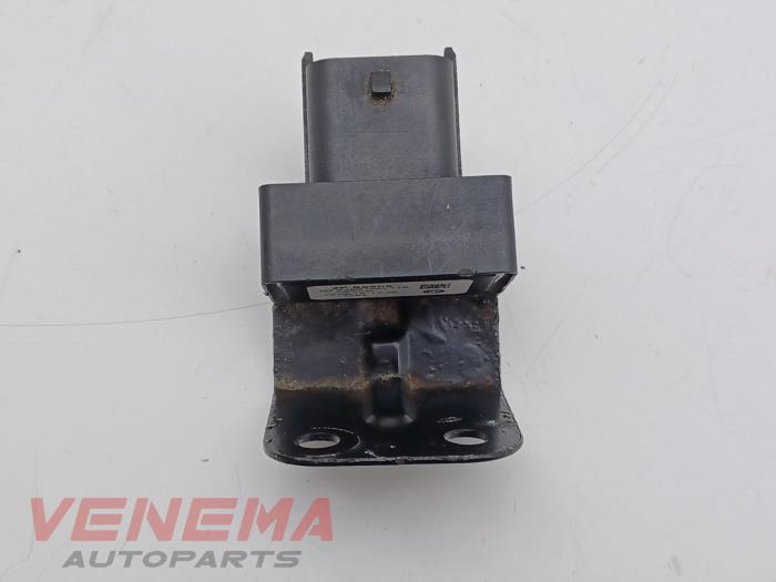 Gebruikte Gaspedaal module Maserati Quattroporte VI 3.0 Diesel Prijs € 24,99 Margeregeling aangeboden door Venema Autoparts
