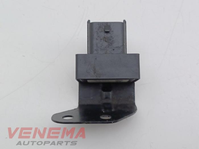 Gebruikte Gaspedaal module Maserati Quattroporte VI 3.0 Diesel Prijs € 24,99 Margeregeling aangeboden door Venema Autoparts