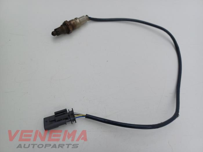Lambda Sonde van een Mercedes-Benz C (W206) C-200 1.5 EQ Boost 4-Matic 2024