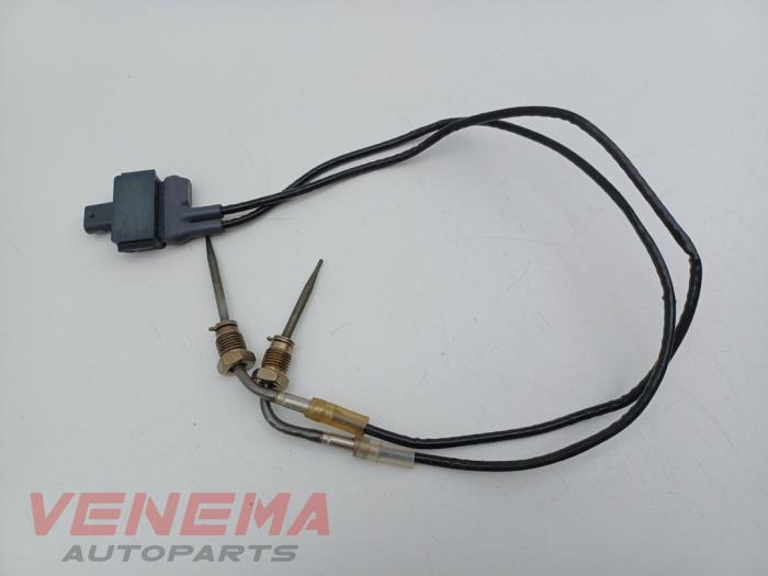 Gebruikte Uitlaat temperatuursensor Mercedes C (W206) C-200 1.5 EQ Boost 4-Matic Prijs € 120,99 Inclusief btw aangeboden door Venema Autoparts