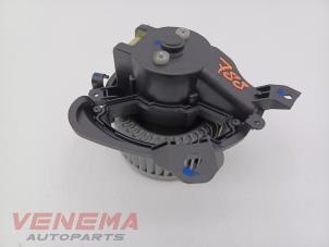 Gebruikte Aanjager Opel Adam 1.0 Ecotec 12V SIDI Turbo Prijs € 14,99 Margeregeling aangeboden door Venema Autoparts