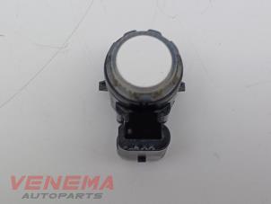 Gebruikte PDC Sensor Mercedes C (W206) C-200 1.5 EQ Boost 4-Matic Prijs € 24,19 Inclusief btw aangeboden door Venema Autoparts