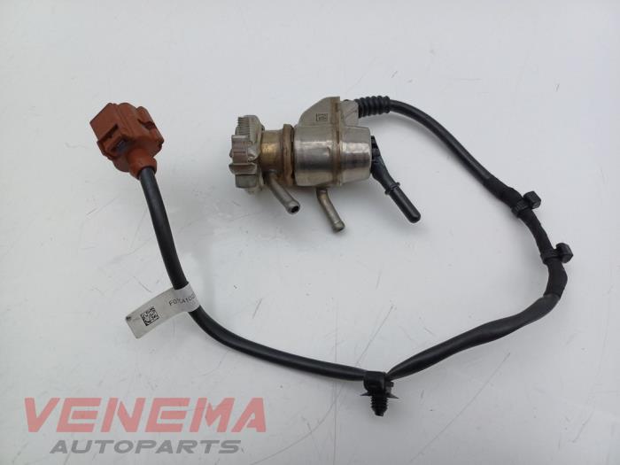 Gebruikte Adblue injector Audi A3 Sportback (8YA) 2.0 35 TDI 16V Prijs € 99,99 Margeregeling aangeboden door Venema Autoparts