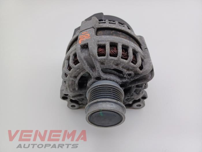 Gebruikte Dynamo Audi A3 Sportback (8YA) 2.0 35 TDI 16V Prijs € 249,99 Margeregeling aangeboden door Venema Autoparts