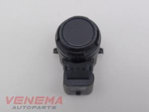 Gebruikte Parkeersensor Audi A3 Sportback (8YA) 2.0 35 TDI 16V Prijs € 19,99 Margeregeling aangeboden door Venema Autoparts