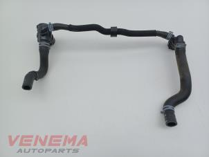 Gebruikte Koelwaterslang Audi A3 Sportback (8YA) 2.0 35 TDI 16V Prijs € 29,99 Margeregeling aangeboden door Venema Autoparts