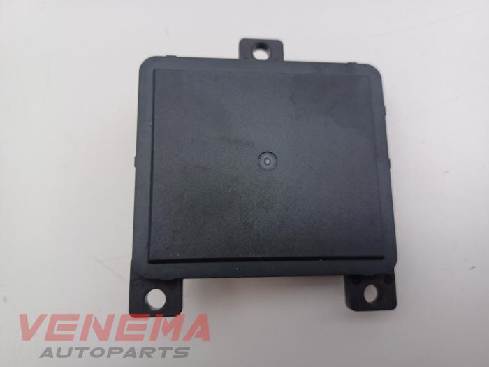 Gebruikte Radar sensor Audi A3 Sportback (8YA) 2.0 35 TDI 16V Prijs € 249,99 Margeregeling aangeboden door Venema Autoparts
