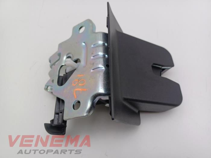 Slotmechaniek Achterklep van een Audi A3 Sportback (8YA) 2.0 35 TDI 16V 2025