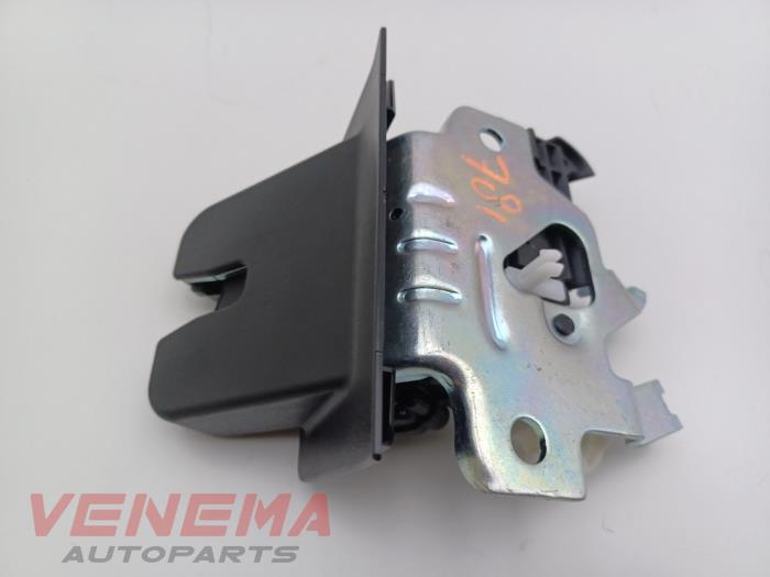 Slotmechaniek Achterklep van een Audi A3 Sportback (8YA) 2.0 35 TDI 16V 2025