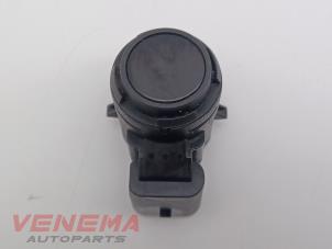 Gebruikte Parkeersensor Audi A3 Sportback (8YA) 2.0 35 TDI 16V Prijs € 19,99 Margeregeling aangeboden door Venema Autoparts