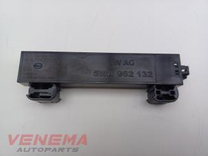 Gebruikte Keyless entry antenne Audi A3 Sportback (8YA) 2.0 35 TDI 16V Prijs € 9,99 Margeregeling aangeboden door Venema Autoparts