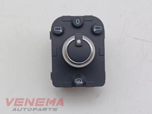 Gebruikte Spiegel Schakelaar Audi A3 Sportback (8YA) 2.0 35 TDI 16V Prijs € 14,99 Margeregeling aangeboden door Venema Autoparts