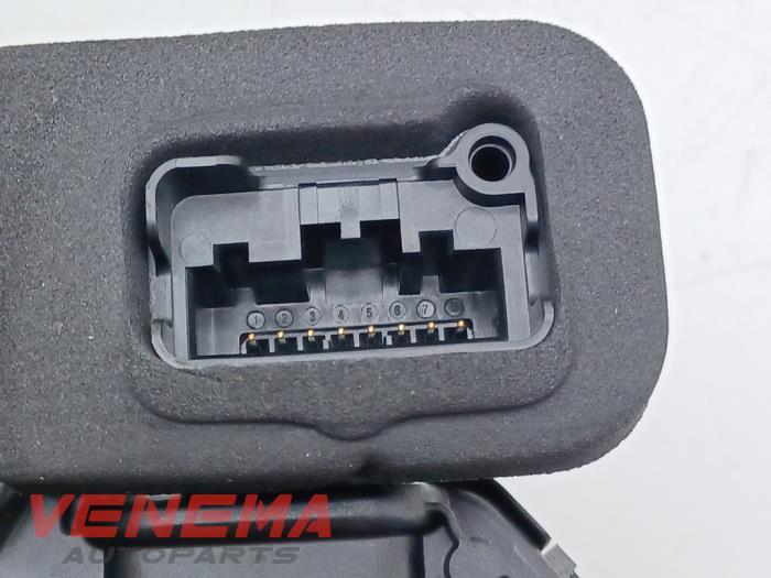 Deurslot Mechaniek 4Deurs rechts-achter van een Audi A3 Sportback (8YA) 2.0 35 TDI 16V 2025