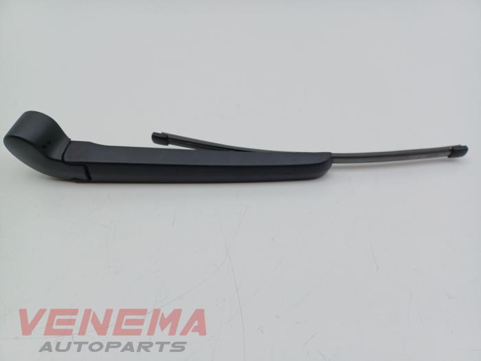 Ruitenwisserarm achter van een Audi A3 Sportback (8YA) 2.0 35 TDI 16V 2025