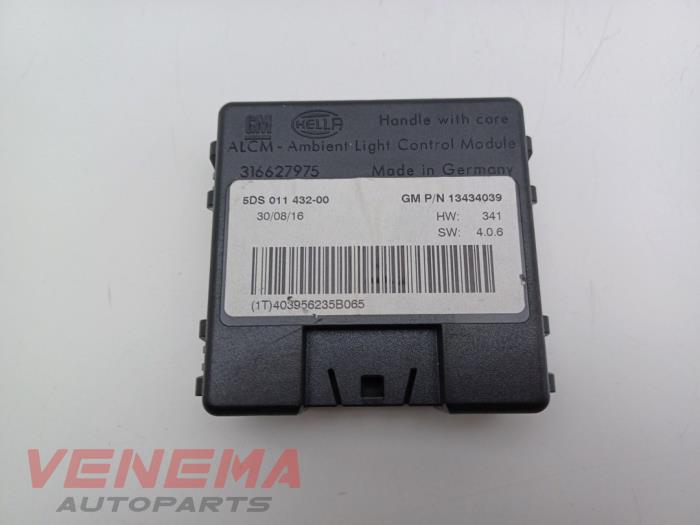 Gebruikte Computer Verlichting Opel Adam 1.0 Ecotec 12V SIDI Turbo Prijs € 14,99 Margeregeling aangeboden door Venema Autoparts