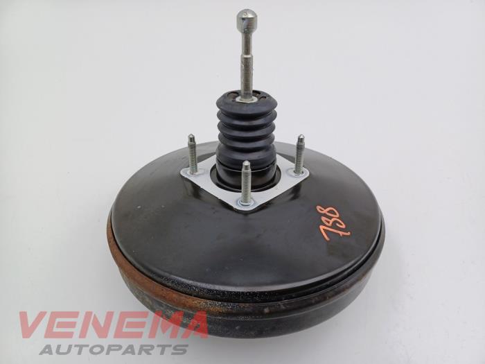 Gebruikte Rembekrachtiger Opel Adam 1.0 Ecotec 12V SIDI Turbo Prijs € 44,99 Margeregeling aangeboden door Venema Autoparts
