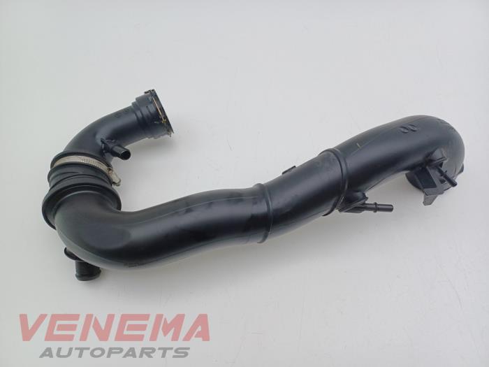 Gebruikte Intercooler Buis Ford Fiesta 7 1.0 EcoBoost 12V Prijs € 59,99 Margeregeling aangeboden door Venema Autoparts