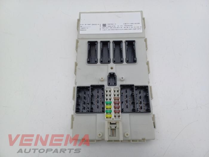 Gebruikte Module Bodycontrol BMW 3 serie Touring (F31) 320d 2.0 16V Prijs € 124,99 Margeregeling aangeboden door Venema Autoparts