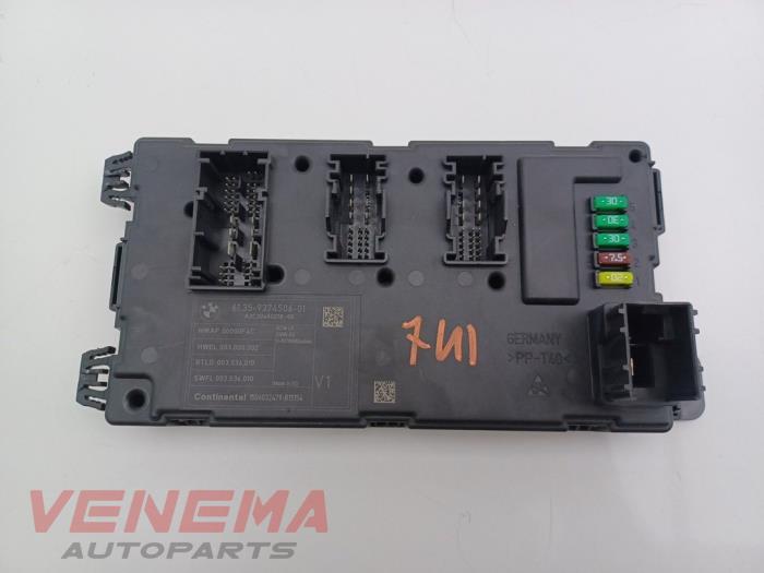 Gebruikte Bodycontrol Module BMW 3 serie Touring (F31) 320d 2.0 16V Prijs € 29,99 Margeregeling aangeboden door Venema Autoparts