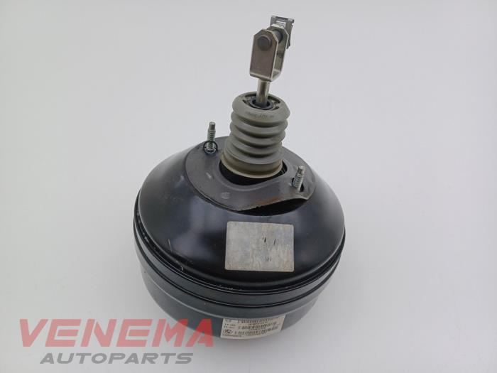 Gebruikte Rembekrachtiger BMW 4 serie Gran Coupe (F36) 435i 3.0 24V Prijs € 69,99 Margeregeling aangeboden door Venema Autoparts