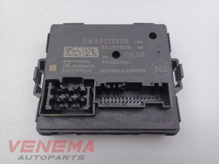 Gebruikte Gateway module Seat Leon (KLB) 1.0 TSI 12V Prijs € 54,99 Margeregeling aangeboden door Venema Autoparts