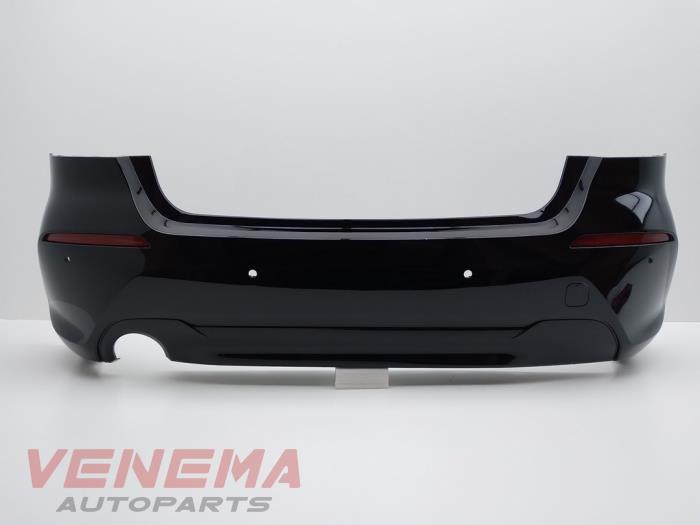 Gebruikte Achterbumper BMW 1 serie (F40) 118i 1.5 TwinPower 12V Prijs € 249,99 Margeregeling aangeboden door Venema Autoparts
