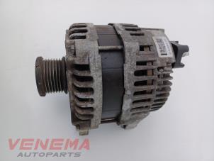 Dynamo van een Opel Movano 2.3 CDTi Biturbo 16V FWD 2015