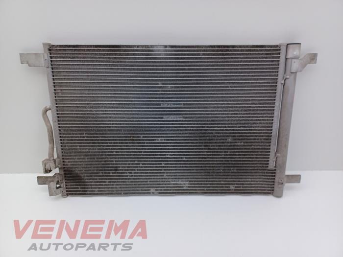 Gebruikte Airco Condensor Volkswagen Golf VII Variant (AUVV) 1.4 TGI 16V Prijs € 49,99 Margeregeling aangeboden door Venema Autoparts
