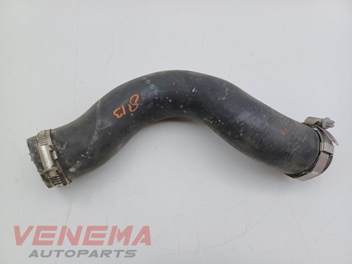 Gebruikte Intercooler Slang Ford Puma 1.0 Ti-VCT EcoBoost mHEV 12V Prijs € 34,99 Margeregeling aangeboden door Venema Autoparts