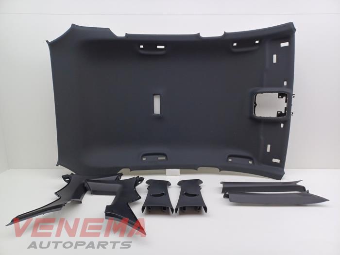 Gebruikte Hemelbekleding Cupra Formentor 1.5 e-Hybrid VZ 16V Prijs € 399,99 Margeregeling aangeboden door Venema Autoparts