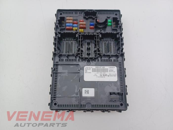 Gebruikte Bodycontrol Module Ford Puma 1.0 Ti-VCT EcoBoost mHEV 12V Prijs € 74,99 Margeregeling aangeboden door Venema Autoparts