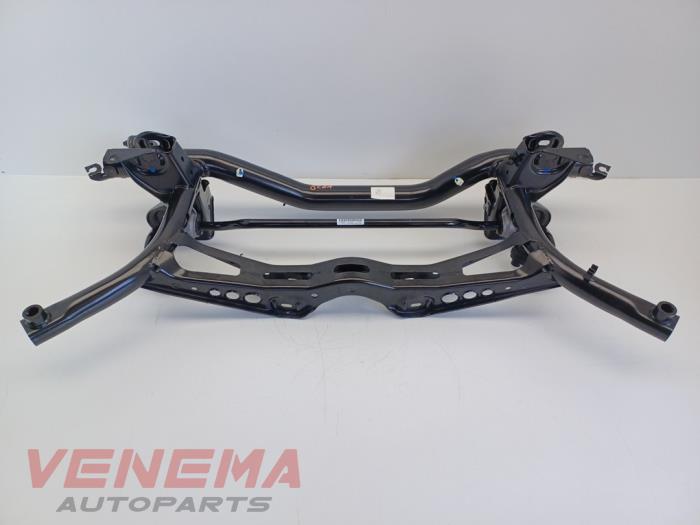 Gebruikte Subframe Cupra Formentor 1.5 e-Hybrid VZ 16V Prijs € 89,99 Margeregeling aangeboden door Venema Autoparts