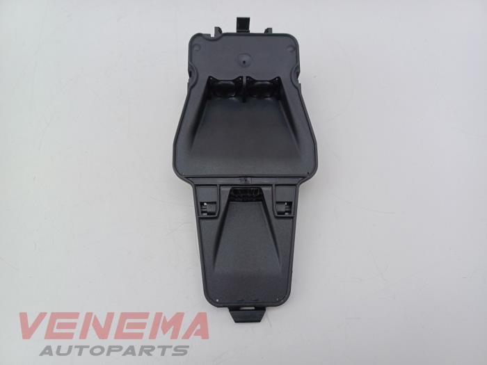 Gebruikte Remassistent sensor Seat Mii 1.0 12V Prijs € 19,99 Margeregeling aangeboden door Venema Autoparts